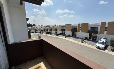 Casa en Renta en Fracc Vista Bosques Ocoyoacac, rápida salida a la CDMX