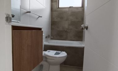 Av. Circunvalación 1 (1 Est ) [2643-7]