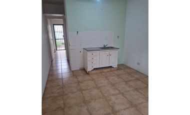 CASA EN PH EN ALQUILER ITUZAINGO NORTE. EXCELENTE UBICACION