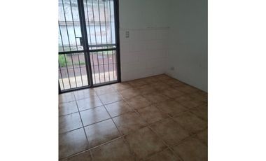 CASA EN PH EN ALQUILER ITUZAINGO NORTE. EXCELENTE UBICACION