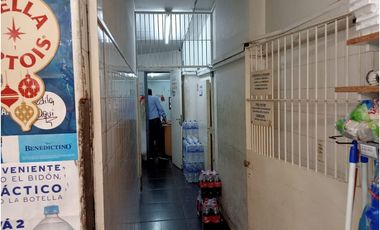 CENTRO VENDO IMPORTANTE LOCAL COMERCIAL AV MAIPU