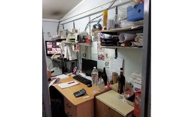 CENTRO VENDO IMPORTANTE LOCAL COMERCIAL AV MAIPU