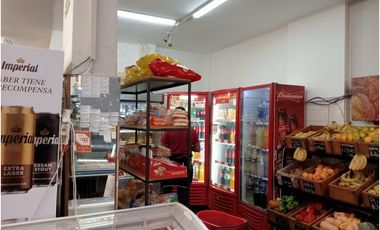 CENTRO VENDO IMPORTANTE LOCAL COMERCIAL AV MAIPU