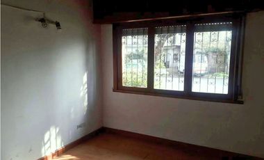 Chalet en venta // APTO CREDITO//en Bosque Alegre /