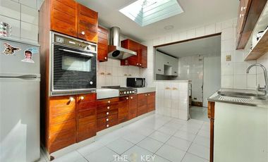 Oficina en Arriendo en Monseñor Escriba de Balaguer - Manquehue norte