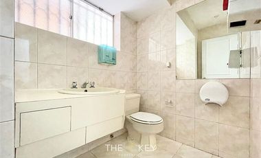 Oficina en Arriendo en Monseñor Escriba de Balaguer - Manquehue norte