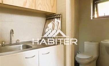 Casa en Venta en COD39899 Ubicada en Cumbres del Sur, cercana a colegios, supermercados y Clínica Mayor
