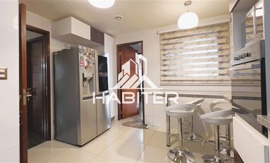 Casa en Venta en COD39899 Ubicada en Cumbres del Sur, cercana a colegios, supermercados y Clínica Mayor