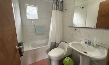 Local Comercial en Venta en Parcela con complejo turísticos 4 cabañas, Parcelación Rio Pescado con acceso a Rio Pescado y Lago Llanquihue