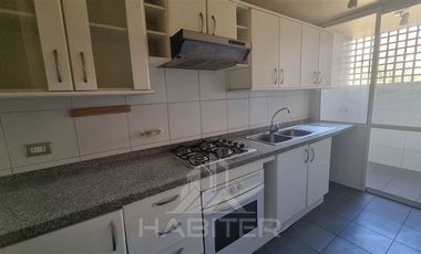 Departamento en Arriendo en Avenida del Parque 5555