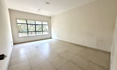 Casa en renta con uso de suelo en la mejor ubicación