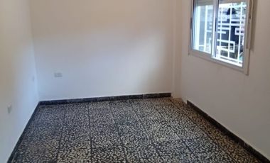 Duplex en alquiler en Moron Sur