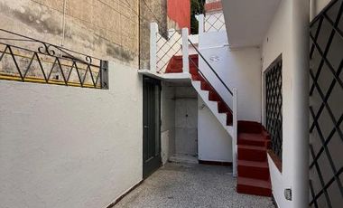 Departamento Tipo Casa en alquiler en Lanus Este