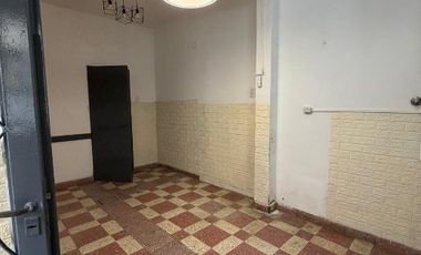 Departamento Tipo Casa en alquiler en Lanus Este