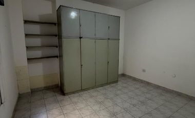 Departamento Tipo Casa en alquiler en Lanus Este