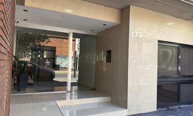 DEPARTAMENTO 2 AMBIENTES VENTA AVELLANEDA BALCON
