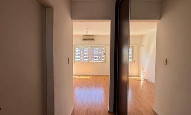 DEPARTAMENTO 2 AMBIENTES VENTA AVELLANEDA BALCON