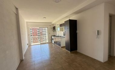 DEPARTAMENTO 2 AMBIENTES VENTA AVELLANEDA BALCON