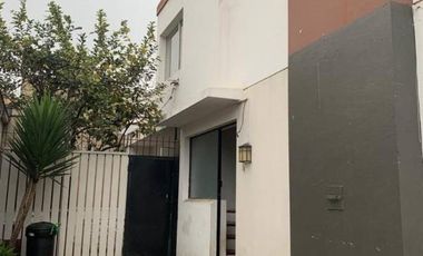 ÁLVAREZ 982