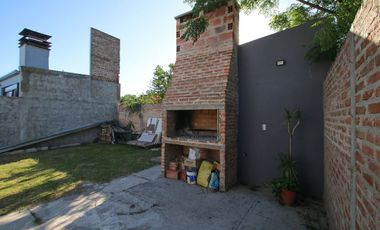Casa en Alquiler Barrio los Naranjos, Reconquista.