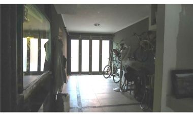 CASA EN BARRIO CANDIOTI SUR