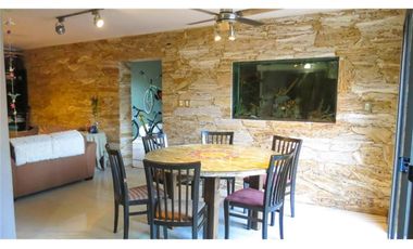 CASA EN BARRIO CANDIOTI SUR