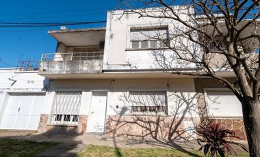 Venta Casa en Barrio Candioti 3 dormitorios