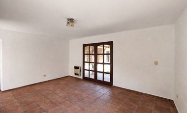 Casa en alquiler Barrio Las Candelas chacras lujan