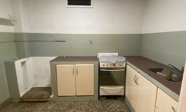 Departamento Tipo Casa en alquiler en Lanus Este
