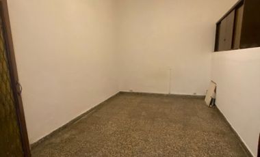 Departamento Tipo Casa en alquiler en Lanus Este