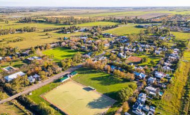 CASA 4 DORMITORIOS GALPON PILETA COUNTRY LOGARITMO