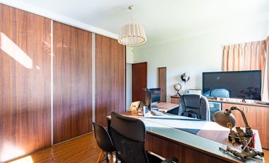 CASA 4 DORMITORIOS GALPON PILETA COUNTRY LOGARITMO