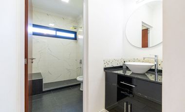 CASA 4 DORMITORIOS GALPON PILETA COUNTRY LOGARITMO