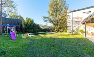 CASA 4 DORMITORIOS GALPON PILETA COUNTRY LOGARITMO