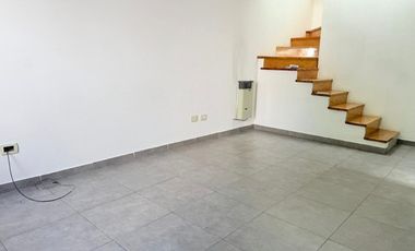VENTA DUPLEX 3 AMB C/ JARDÍN Y COCHERA - MORÓN