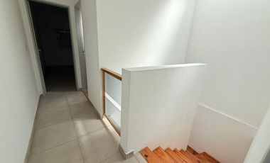 VENTA DUPLEX 3 AMB C/ JARDÍN Y COCHERA - MORÓN