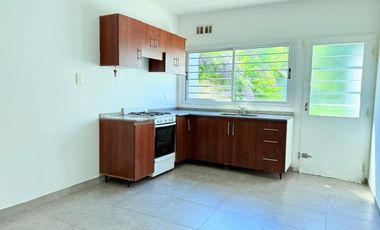 VENTA DUPLEX 3 AMB C/ JARDÍN Y COCHERA - MORÓN