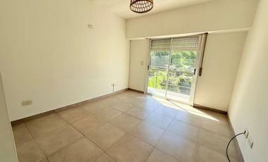 VENTA DUPLEX 3 AMB C/ JARDÍN Y COCHERA - MORÓN