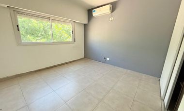 VENTA DUPLEX 3 AMB C/ JARDÍN Y COCHERA - MORÓN