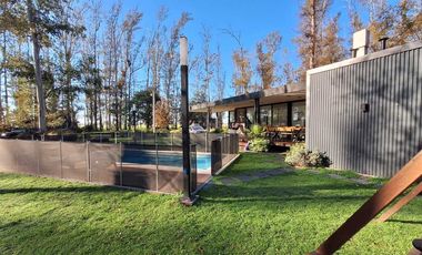 VENTA CASA EN CAMPO TIMBÓ