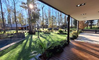 VENTA CASA EN CAMPO TIMBÓ