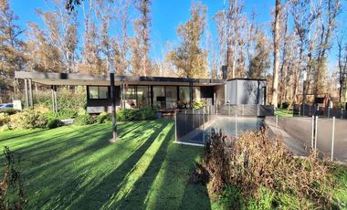 VENTA CASA EN CAMPO TIMBÓ