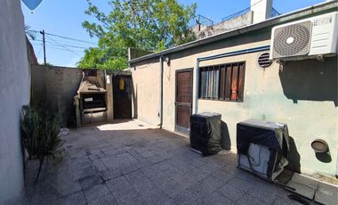 Venta casa 4 amb Villa Lynch con patio y cochera