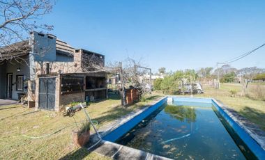 VENTA QUINTA EN ARROYO LEYES - 3 DORMITORIOS