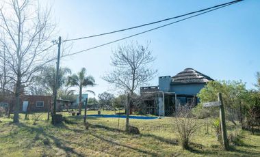 VENTA QUINTA EN ARROYO LEYES - 3 DORMITORIOS