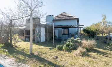 VENTA QUINTA EN ARROYO LEYES - 3 DORMITORIOS