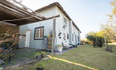 VENTA QUINTA EN ARROYO LEYES - 3 DORMITORIOS