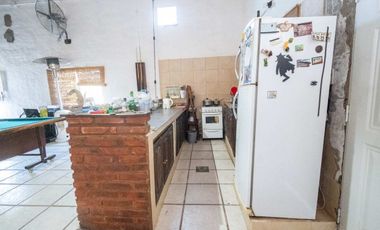 VENTA QUINTA EN ARROYO LEYES - 3 DORMITORIOS