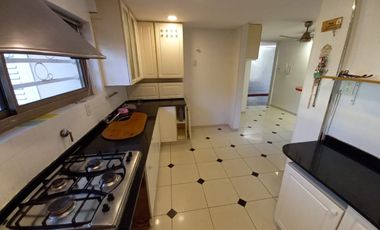 REMAX vende Casa de Categoria. Excelente ubicación