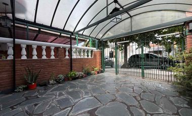 VENTA TRIPLEX 4 AMB/ VILLA LUGANO COCHERA PATIO